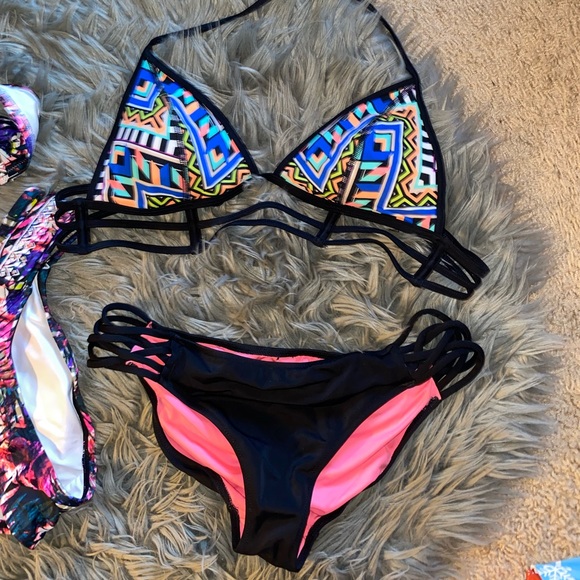 PINK VICTORIA SECRET SIZE M BIKINI - Picture 1 of 1